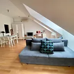 ORANGEHOMES large studio apartment Erkel street